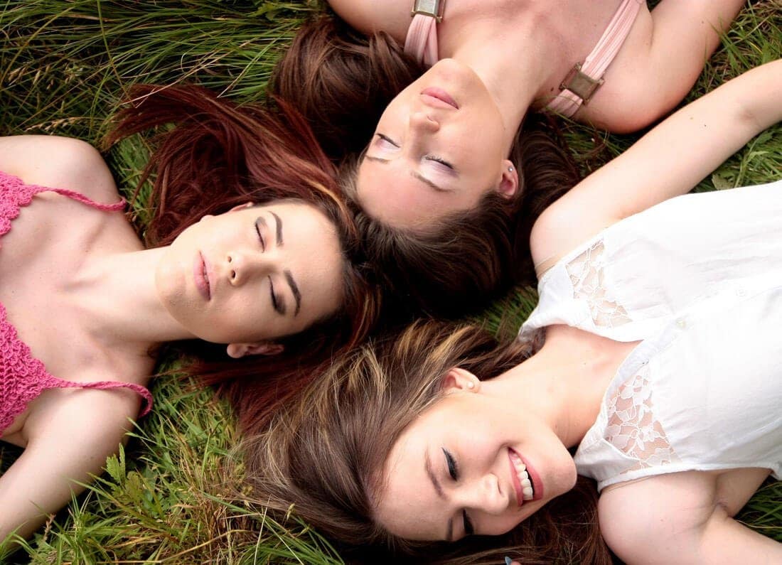 hand-nature-person-leg-model-romance - NewsNation Online hand-nature-person-leg-model-romance